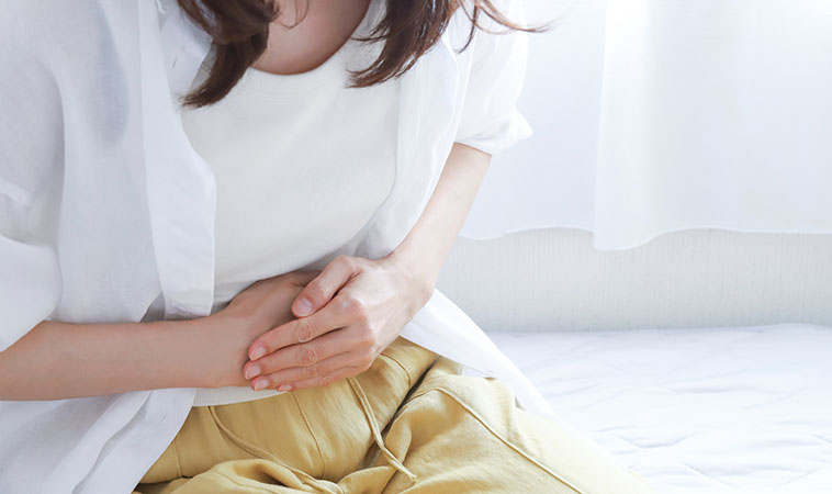 下腹骨盆長期疼痛？子宮鏡能夠處理的4大不明腹痛原因！