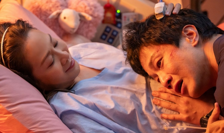 《我們意外的勇氣》安胎病房中因孩子留守：「我們的心，卻從來沒有一刻，如此靠近過。」