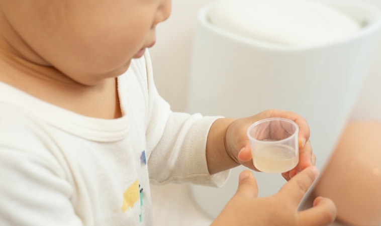 2歲男童發燒被阿公餵感冒剩藥，全身紅疹住院！抗生素不良反應，每15件有1件是兒童
