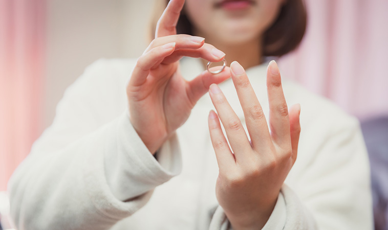 了解何謂精神暴力，別再被配偶PUA繼續傷害！